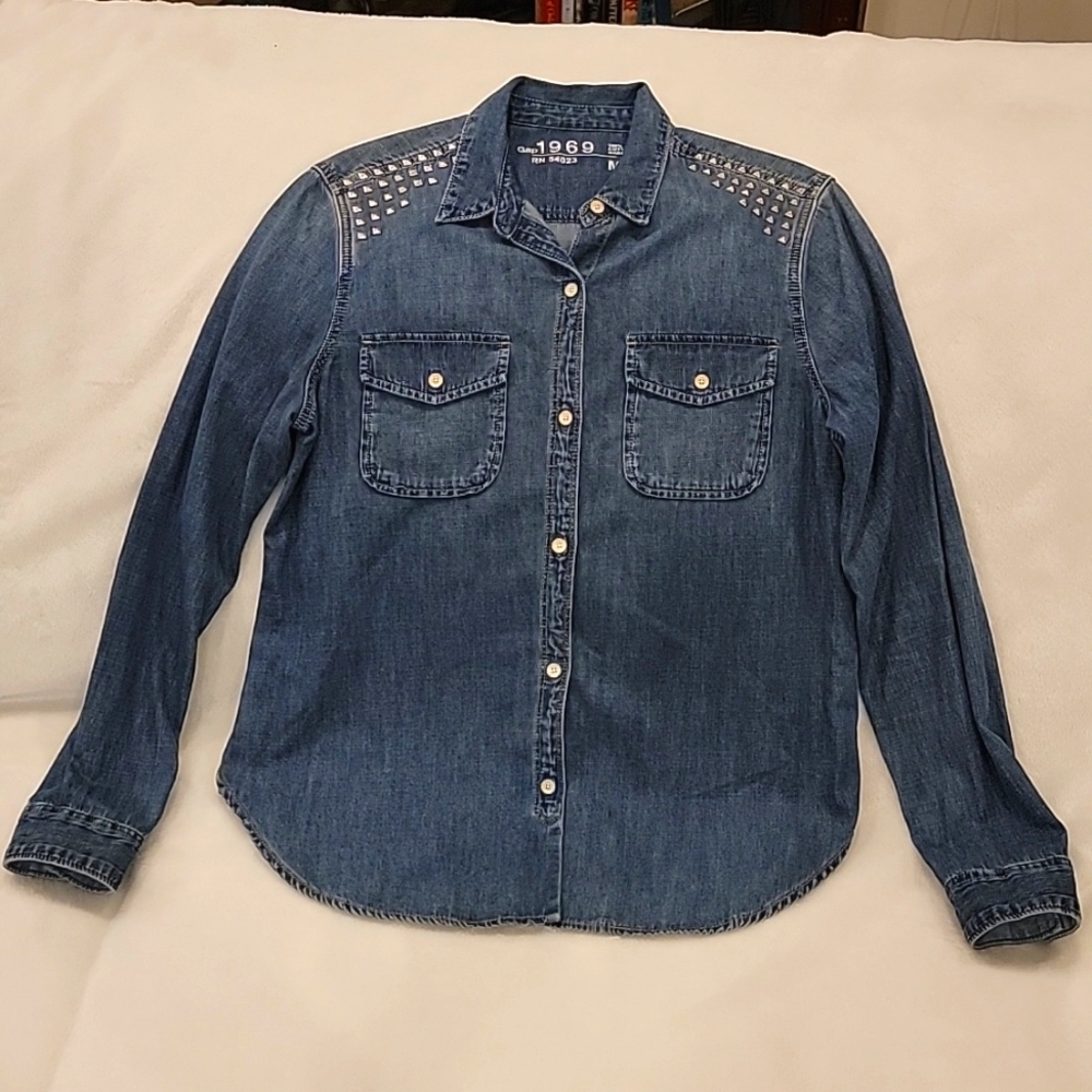 Gap Button Down Denim Shirt